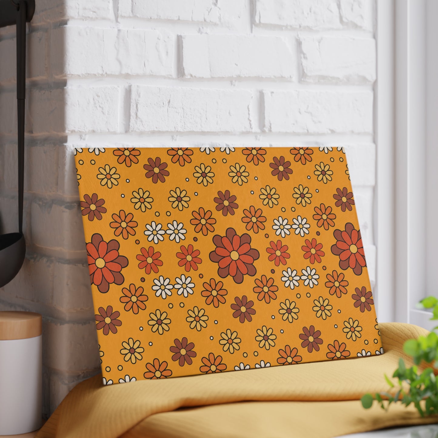 Retro 60s 70s Groovy Mod Daisy Floral Mid Century Orange & Brown Glass Cutting Board