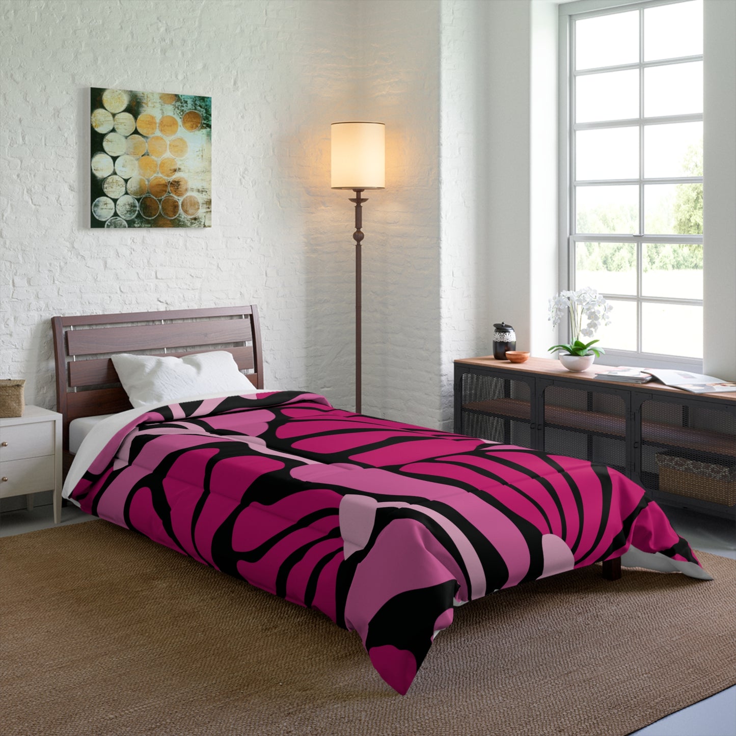 Groovy Mod Minimalist Flowers MCM Black & Pink Comforter