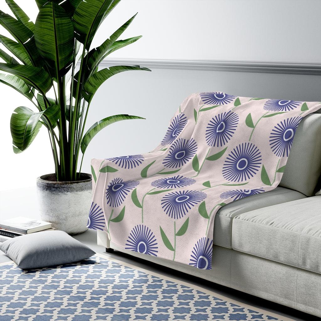 Scandinavian MCM Danish Floral Purple Dandelion Velveteen Lightweight Blanket | lovevisionkarma.com