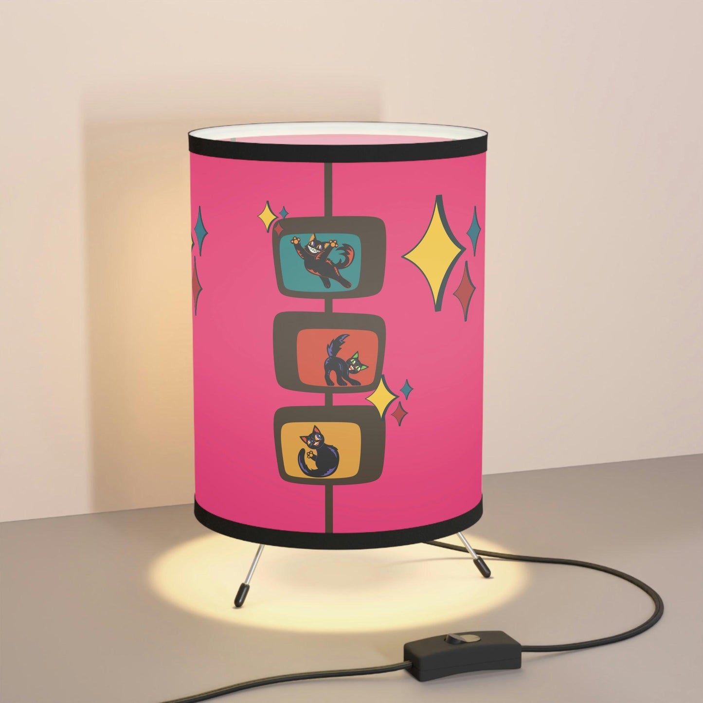 Atomic Retro Cats Kitschy Mid Century Pink Tripod Accent Lamp | lovevisionkarma.com