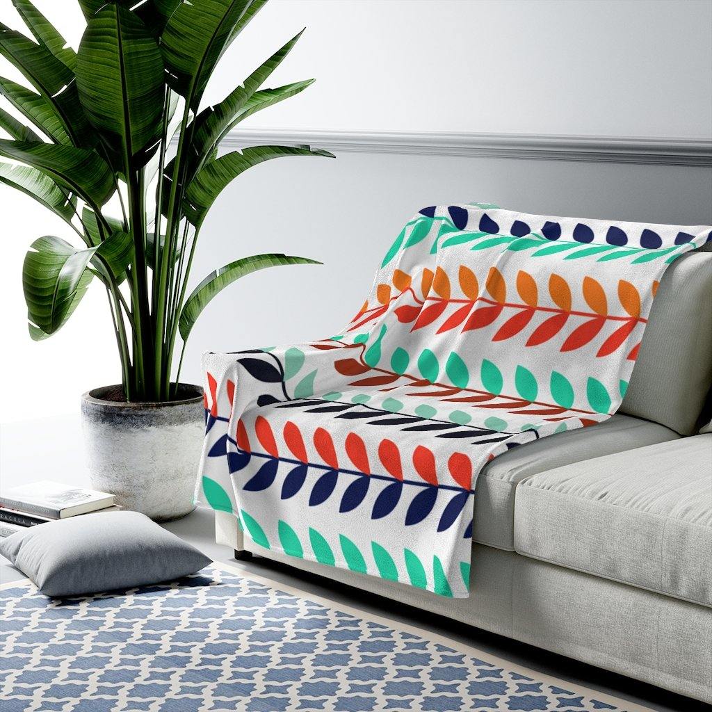 Retro Nordic Mid Century Flower Vines Velveteen Lightweight Blanket | lovevisionkarma.com