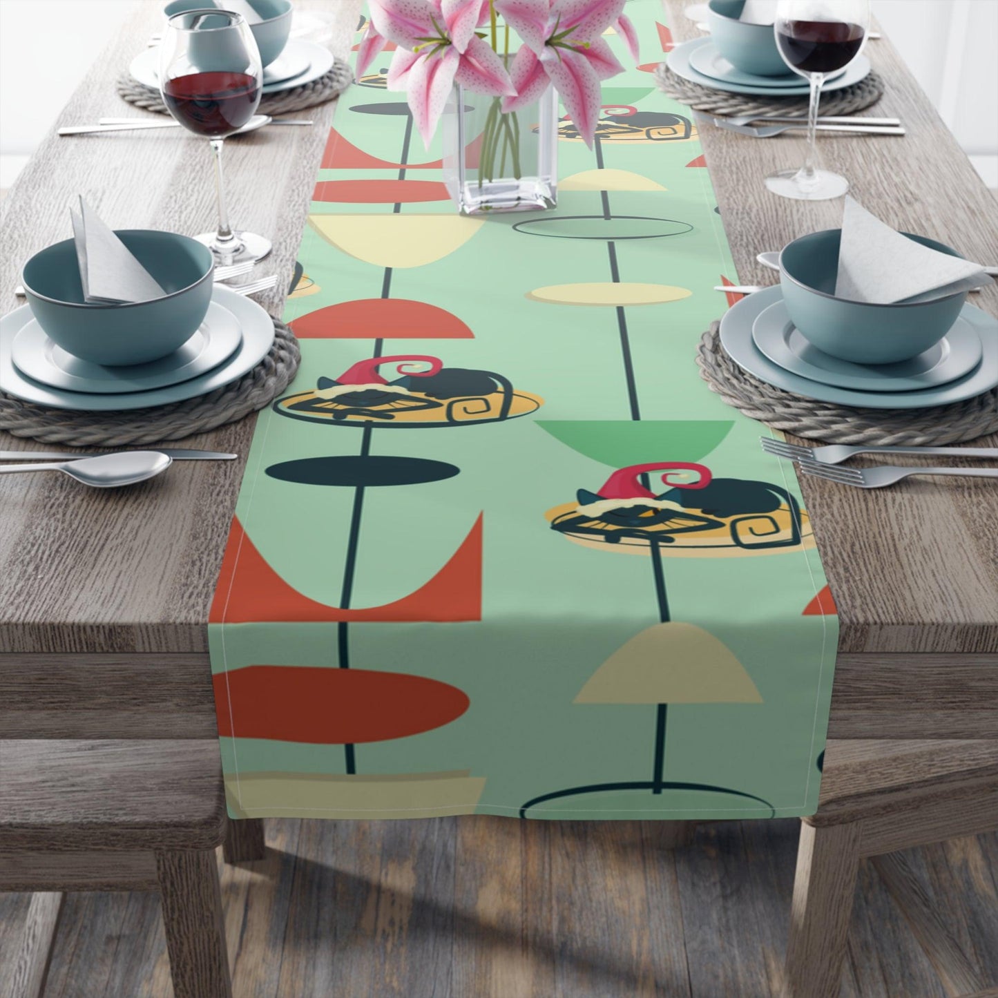 Christmas Atomic Cat Table Runner Green Retro Table Linens | lovevisionkarma.com