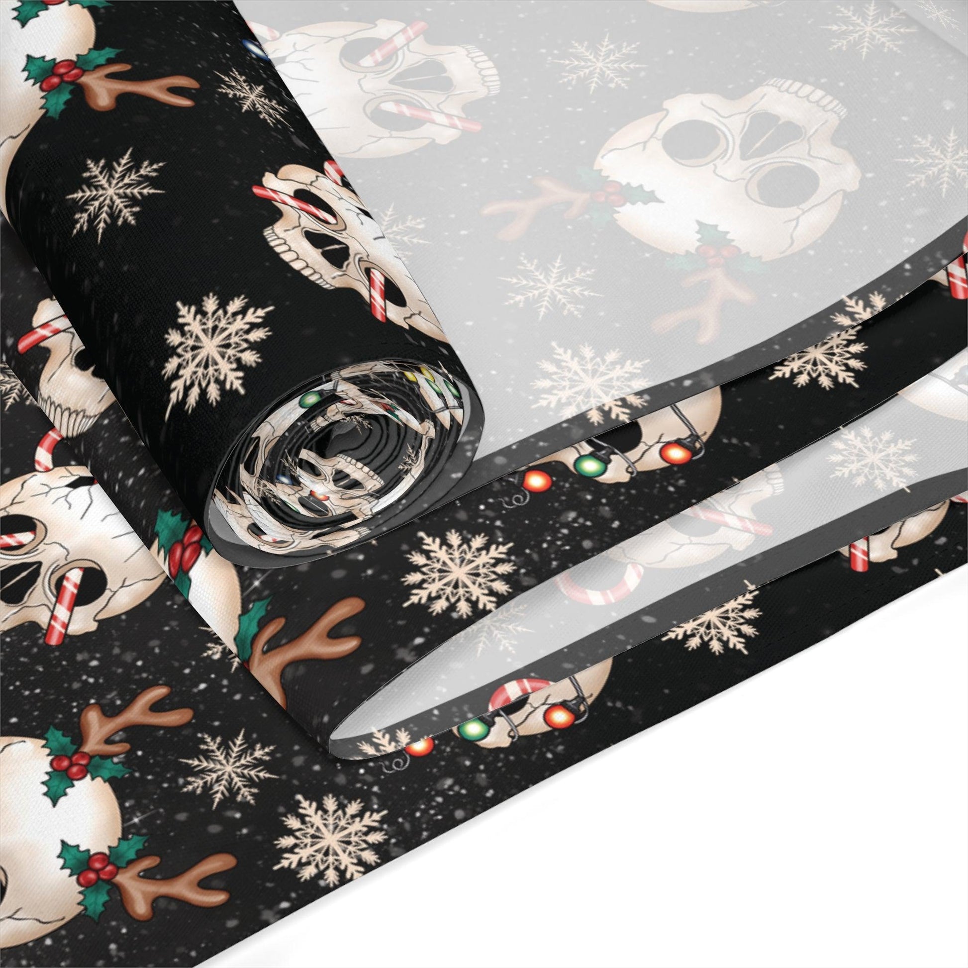 Goth Christmas Skull, Kitschy Creepmas Whimsical Gothmas, Black Holiday Table Runner | lovevisionkarma.com