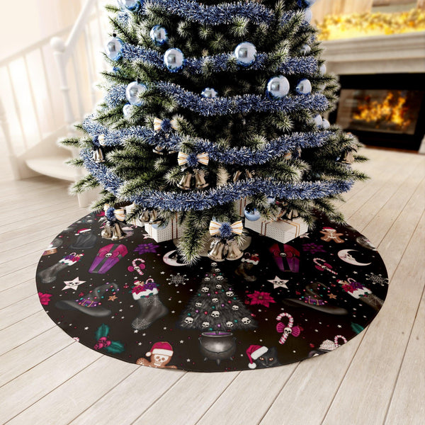 Goth Christmas, Creepmas Goth Kitsch Black Holiday Tree Skirt, Gothmas Decor | lovevisionkarma.com