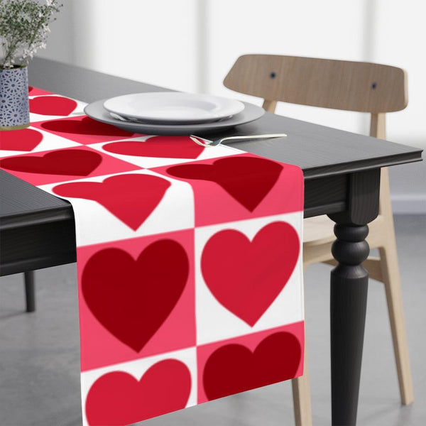 Valentine Hearts Red and White MCM Table Runner | lovevisionkarma.com